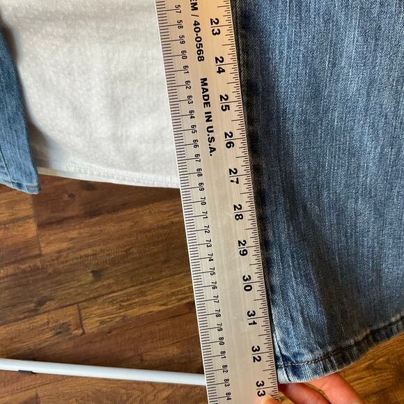 Lee Women Jeans size 16 Long Relaxed Straight Leg High Rise At The Waist Stretch - Picture 4 of 11